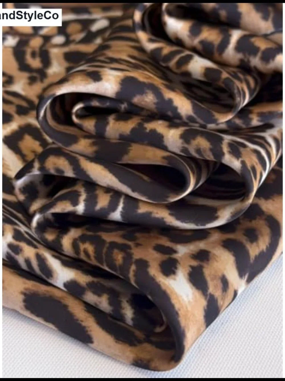 Satin Hair Scarf for Women - Square Silk Bandana Neck Scarf, Versatile Accessory